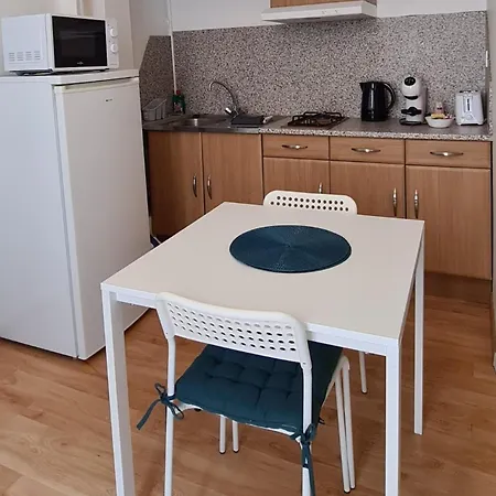 T2 Cosy Et Calme アパート ヴィシー